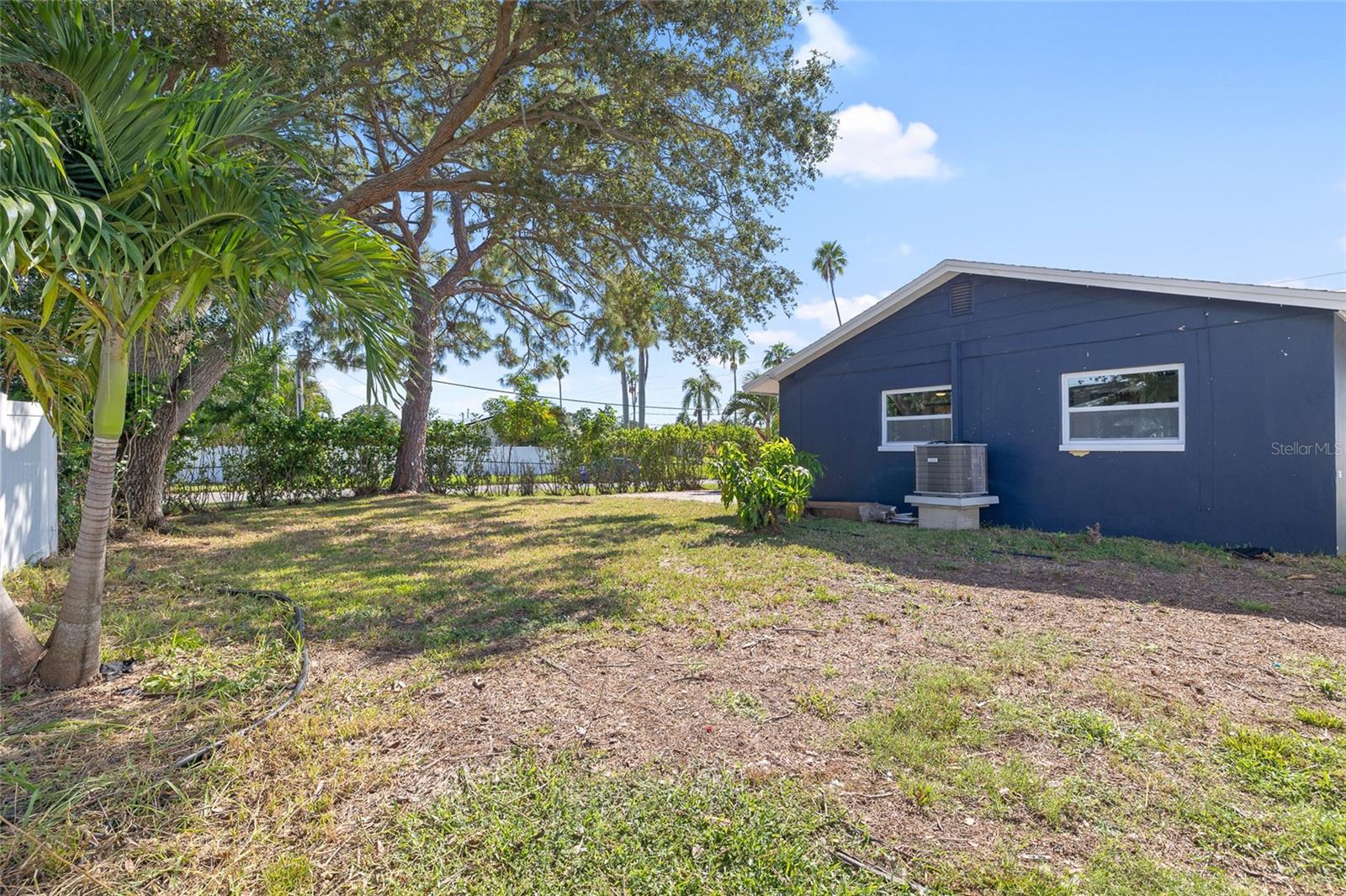 Image 37 of 43 For 5901 Denver Street Ne