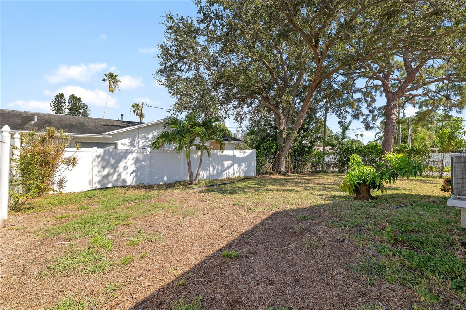 Image 38 of 43 For 5901 Denver Street Ne