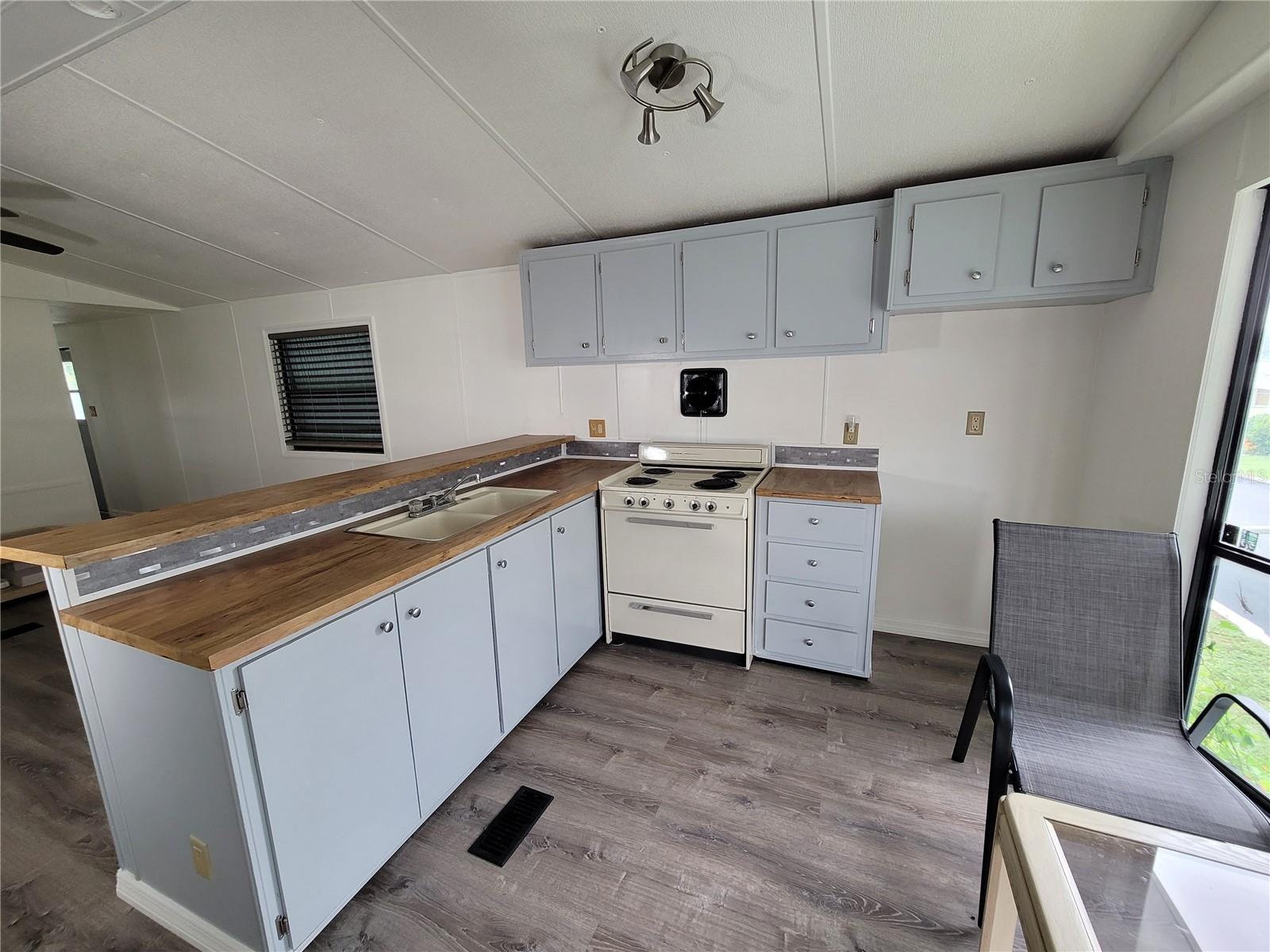 Image 12 of 19 For 7128 El Torro Street