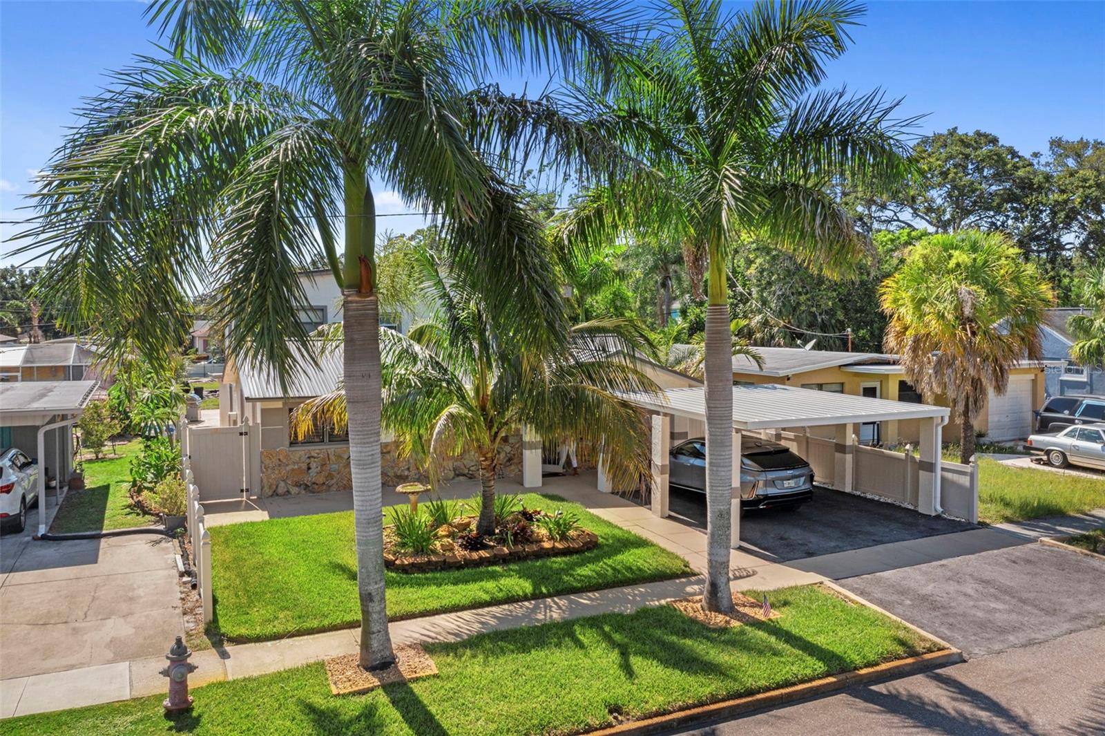 Details for 2035 28th Street S, ST PETERSBURG, FL 33712