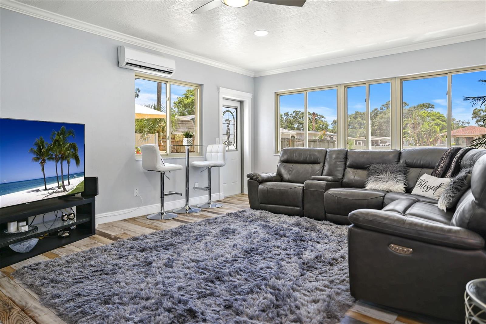 Image 10 of 82 For 2035 28th Street S