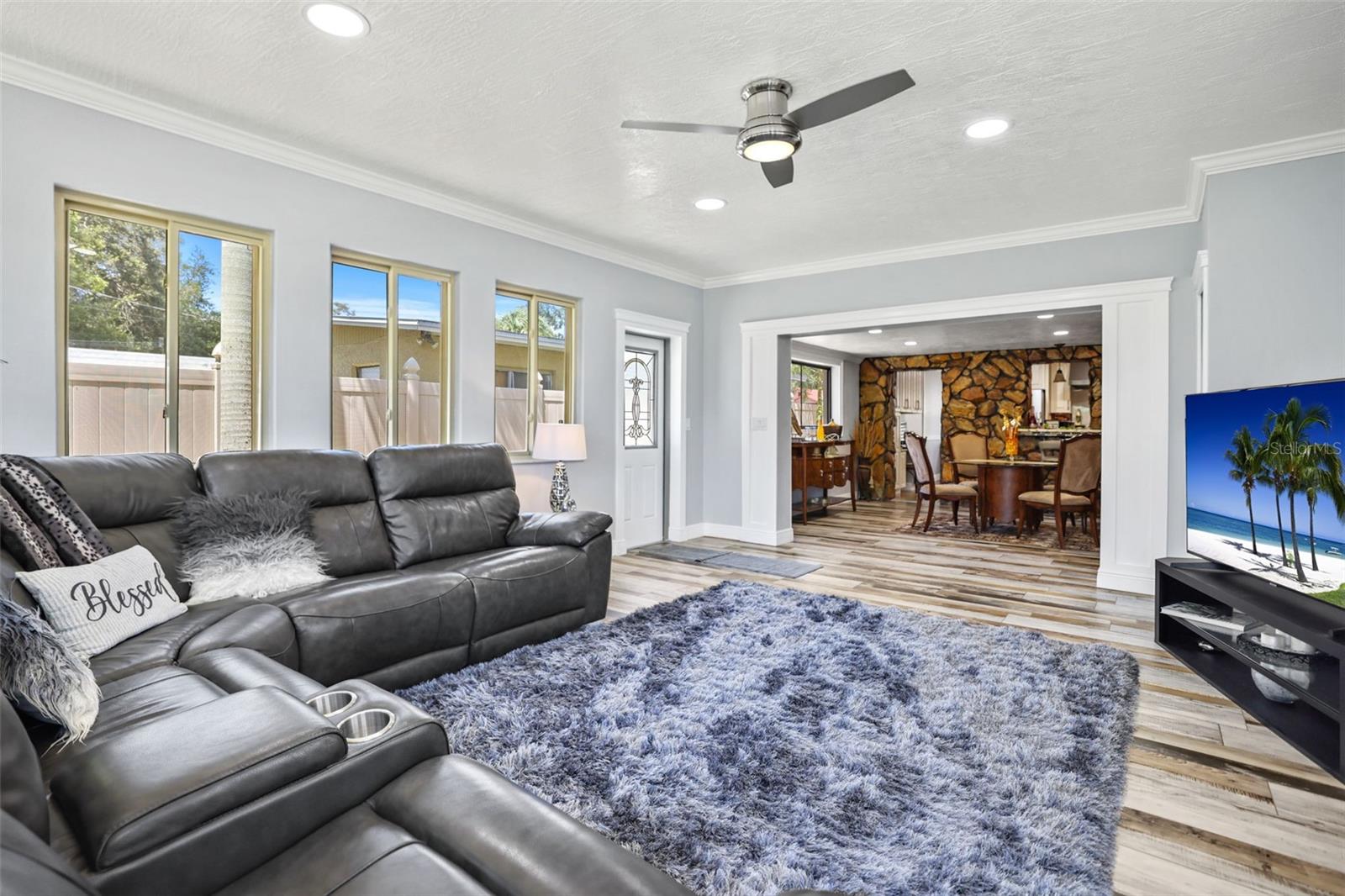 Image 11 of 82 For 2035 28th Street S