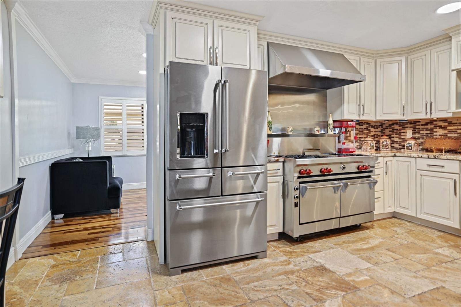 Image 19 of 82 For 2035 28th Street S