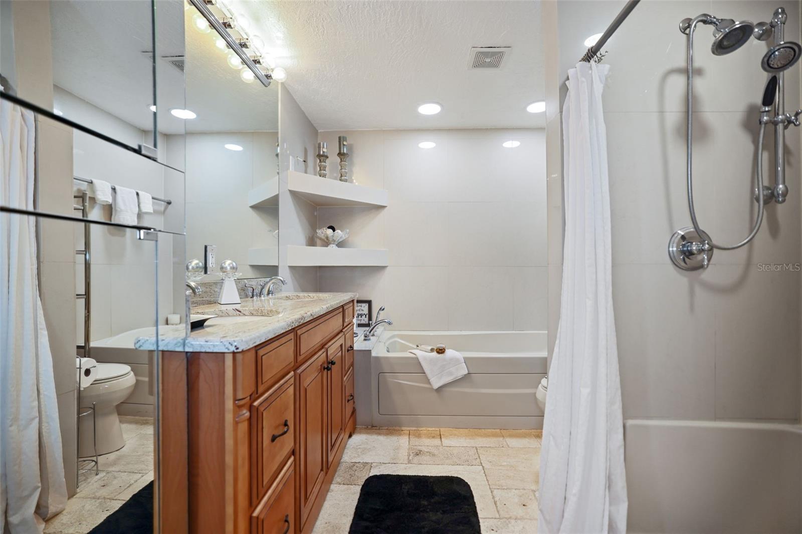 Image 28 of 82 For 2035 28th Street S