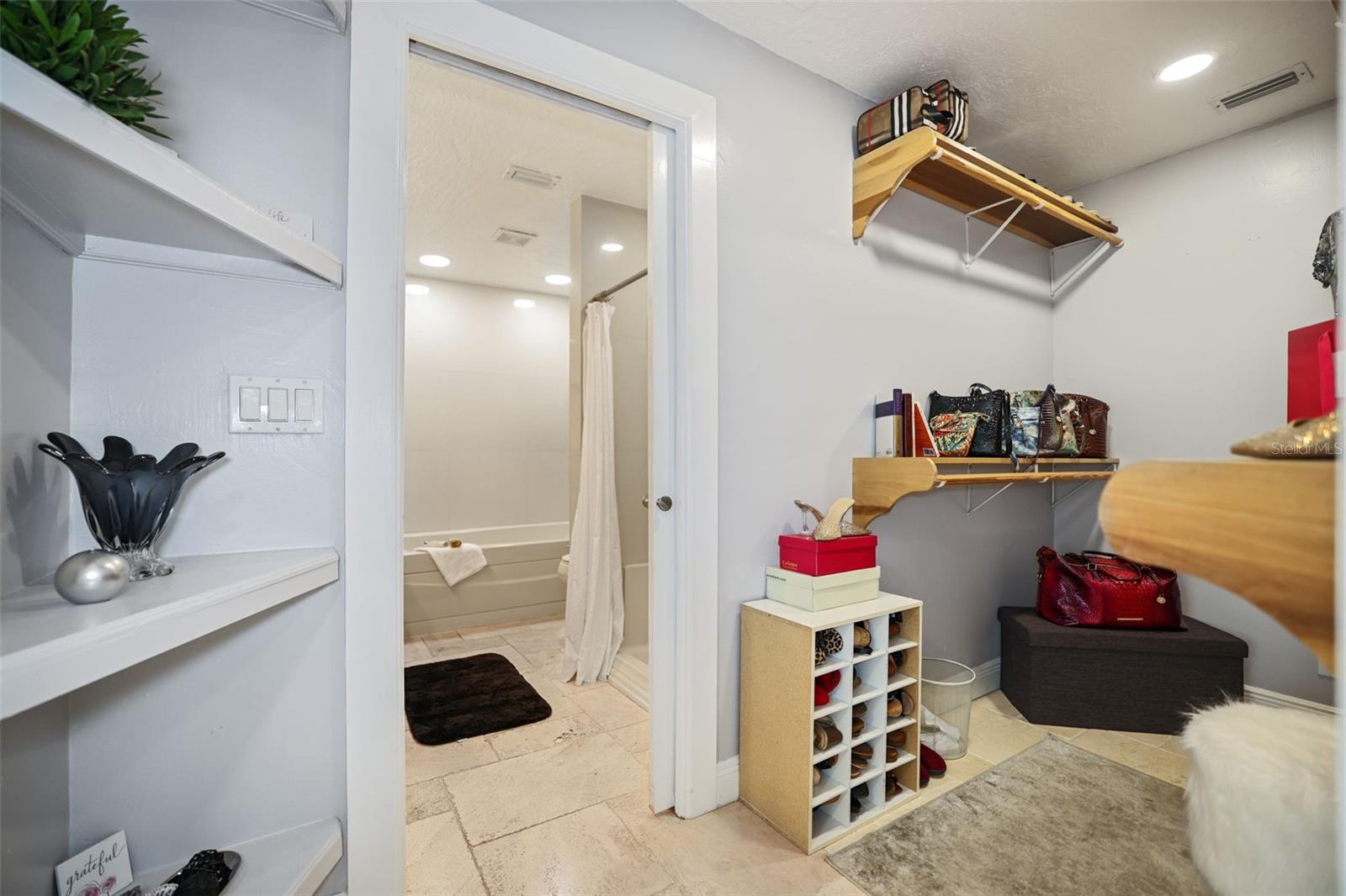 Image 36 of 82 For 2035 28th Street S