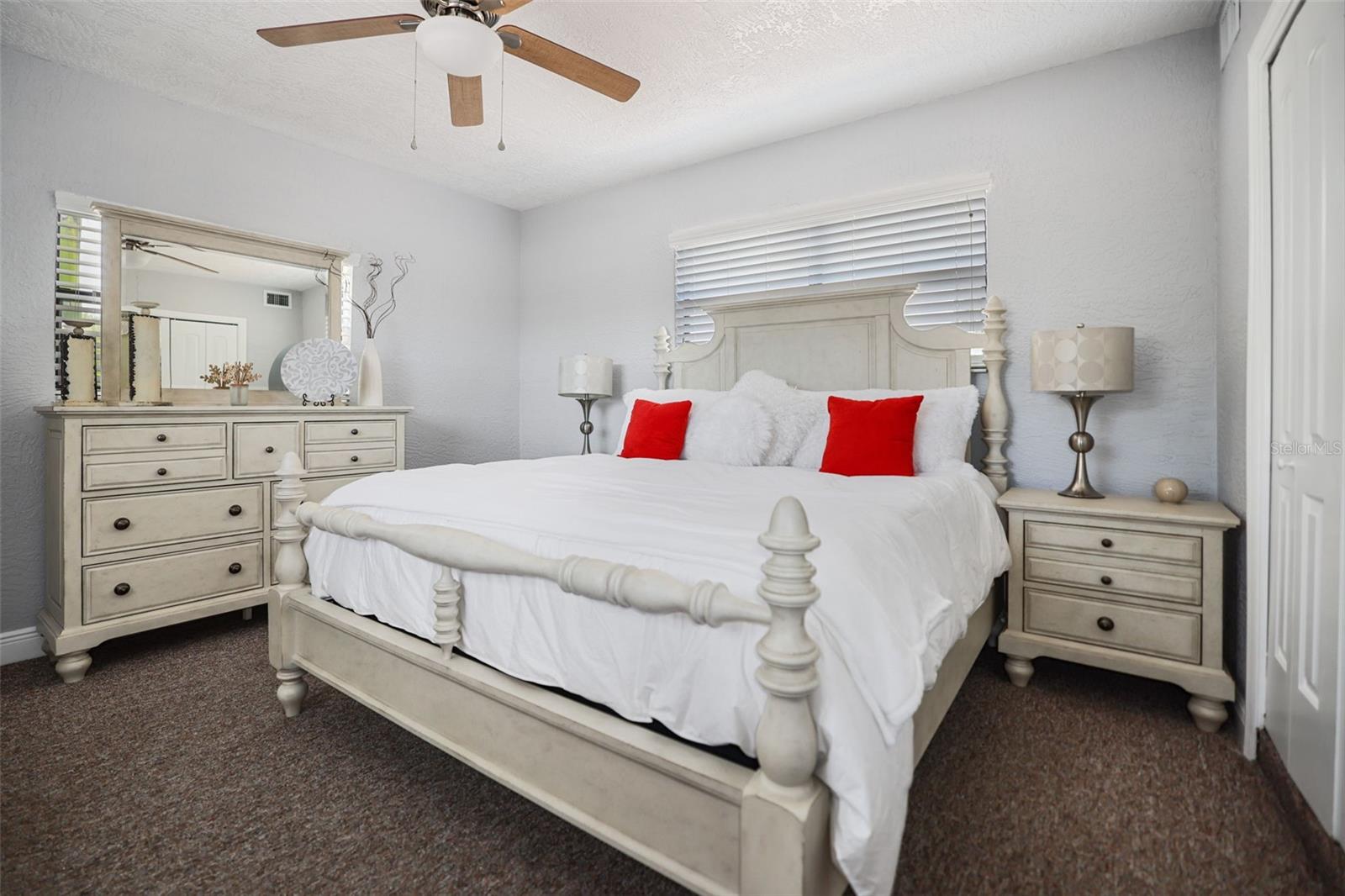 Image 38 of 82 For 2035 28th Street S