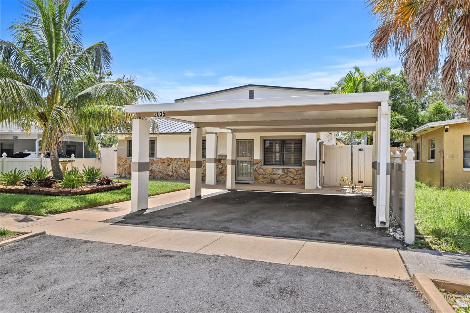 Image 5 of 82 For 2035 28th Street S