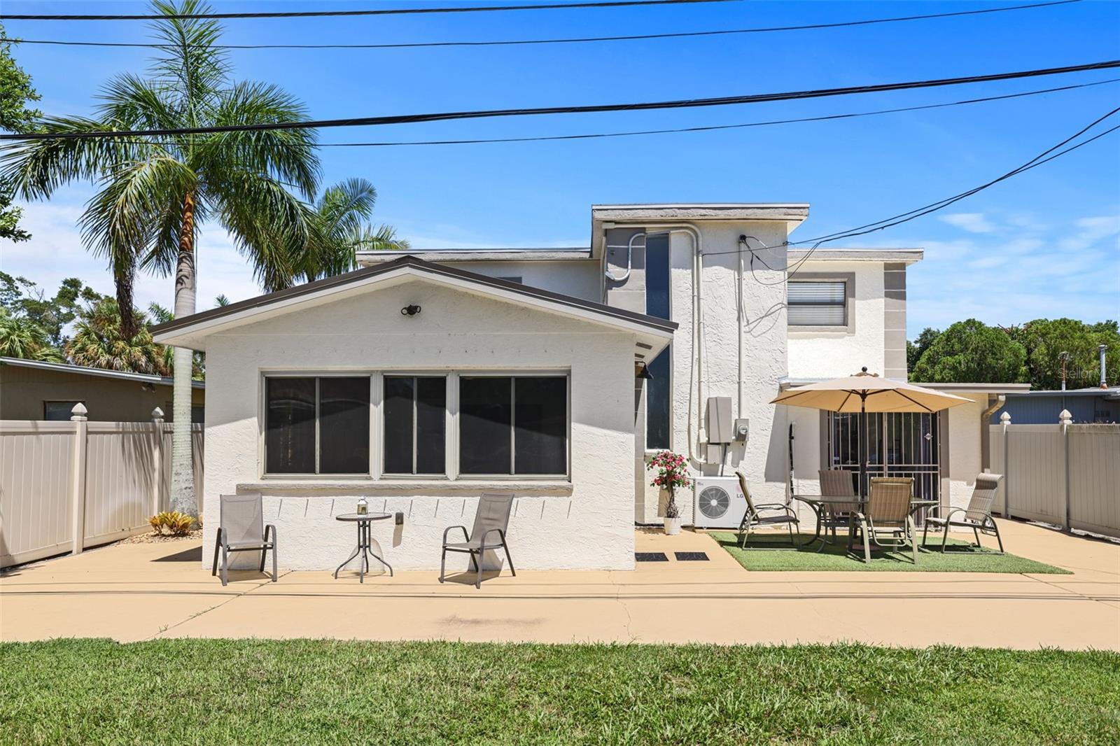 Image 63 of 82 For 2035 28th Street S