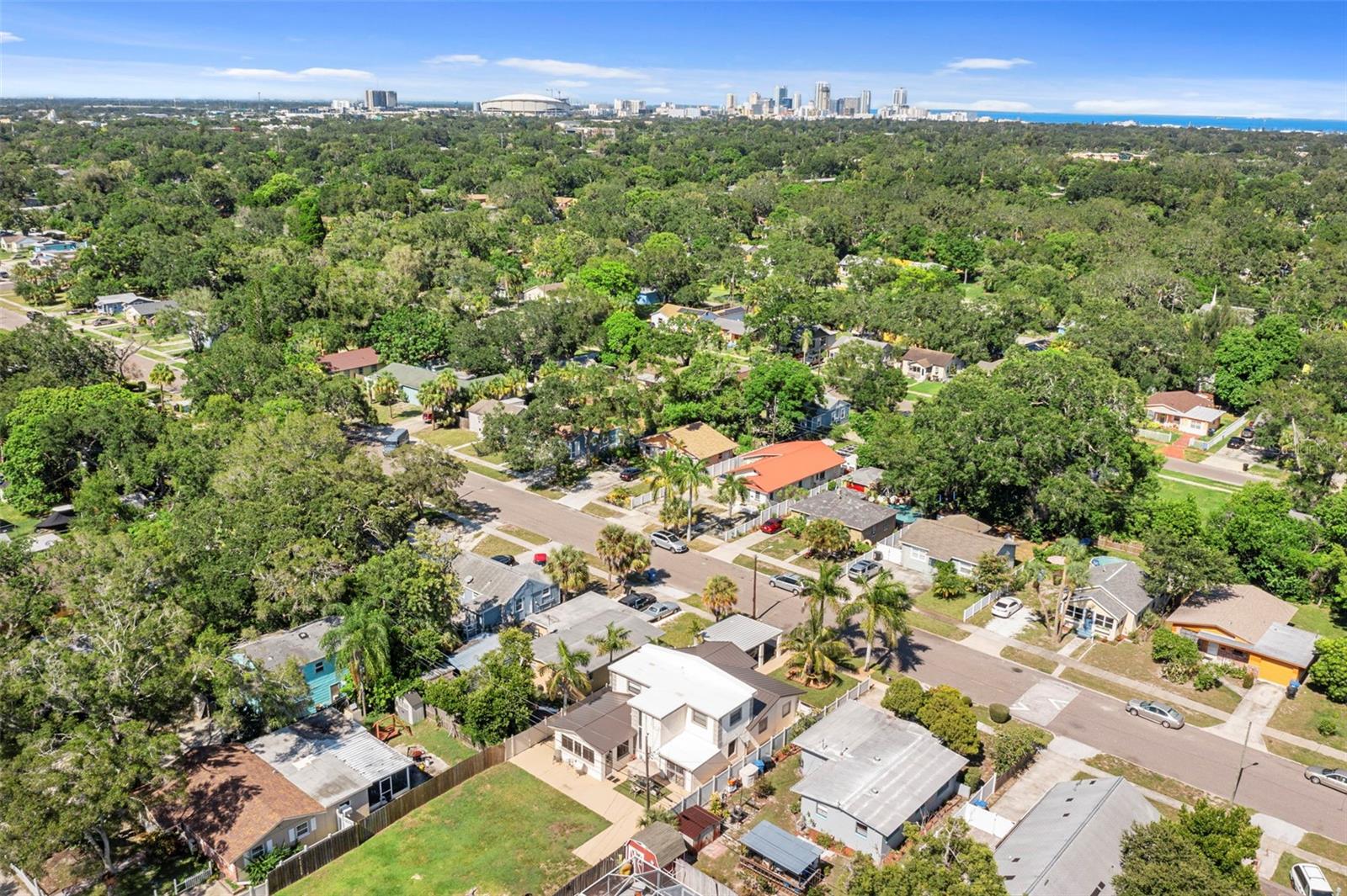 Image 78 of 82 For 2035 28th Street S