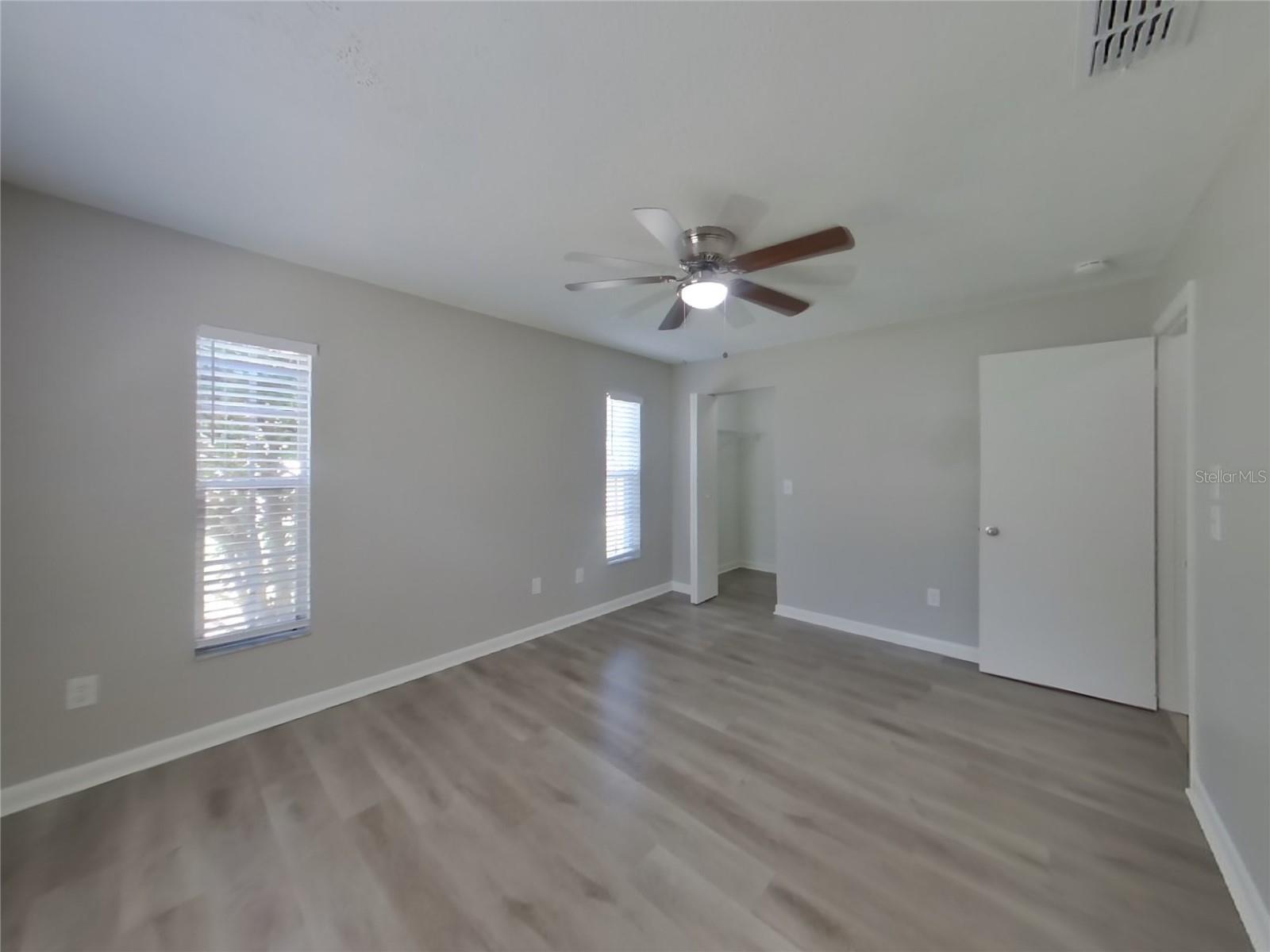 Image 7 of 17 For 13912 Henson Circle