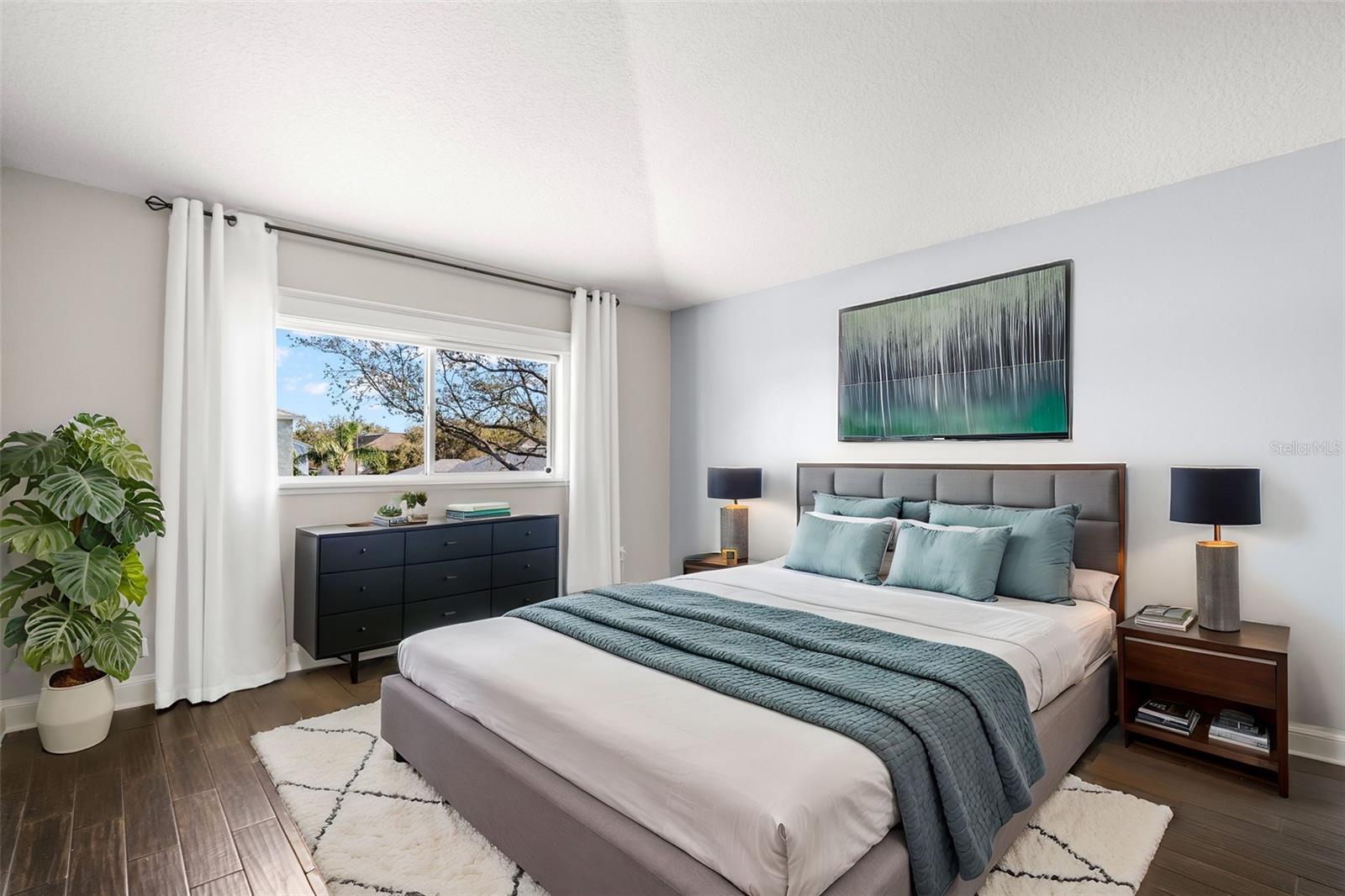 Image 39 of 83 For 4915 Augusta Avenue
