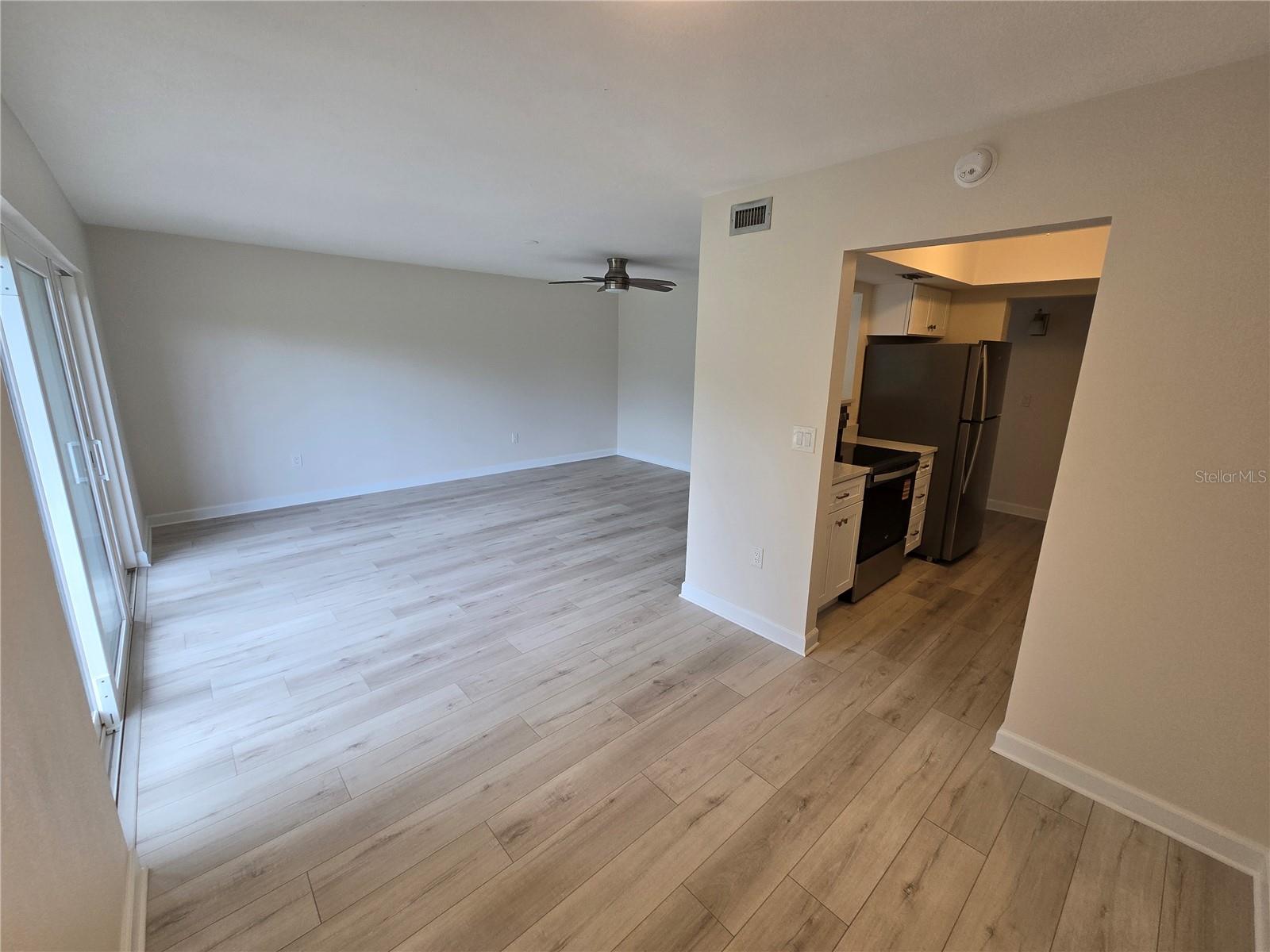 Image 14 of 32 For 11505 7th Way N 2307