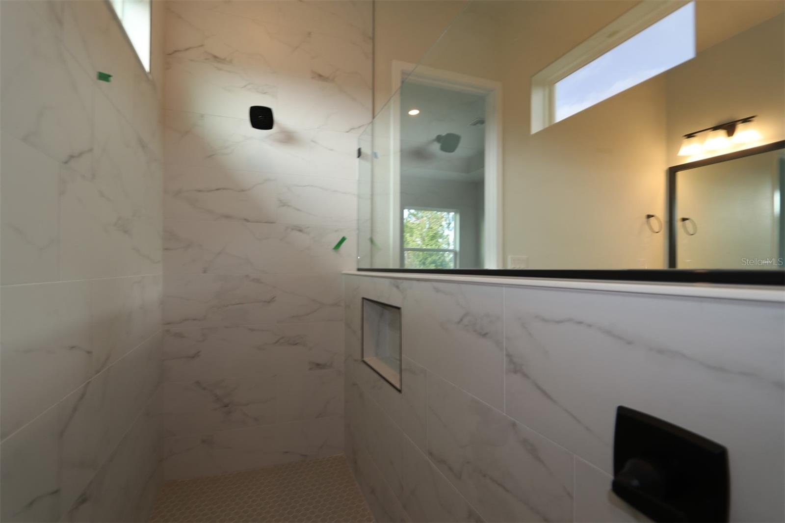 Listing photo id 9 for 31572 Hayman Loop