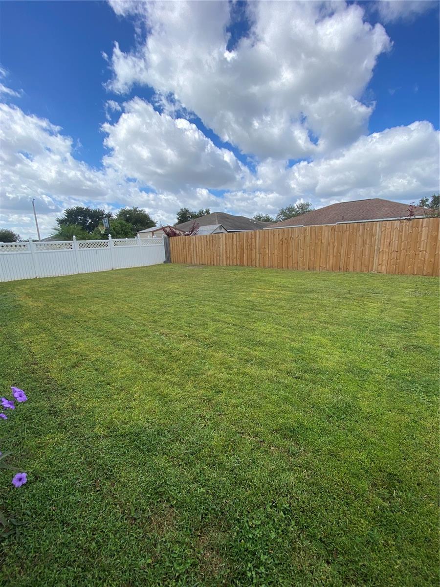 Image 19 of 21 For 1258 Franford Drive