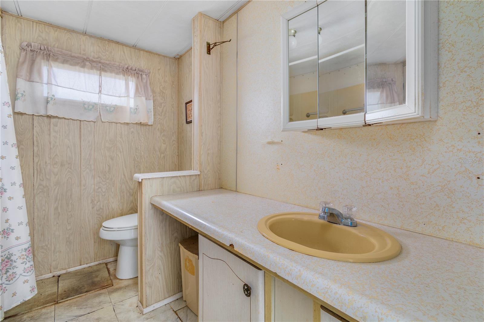 Image 12 of 30 For 680 52nd Way S 54