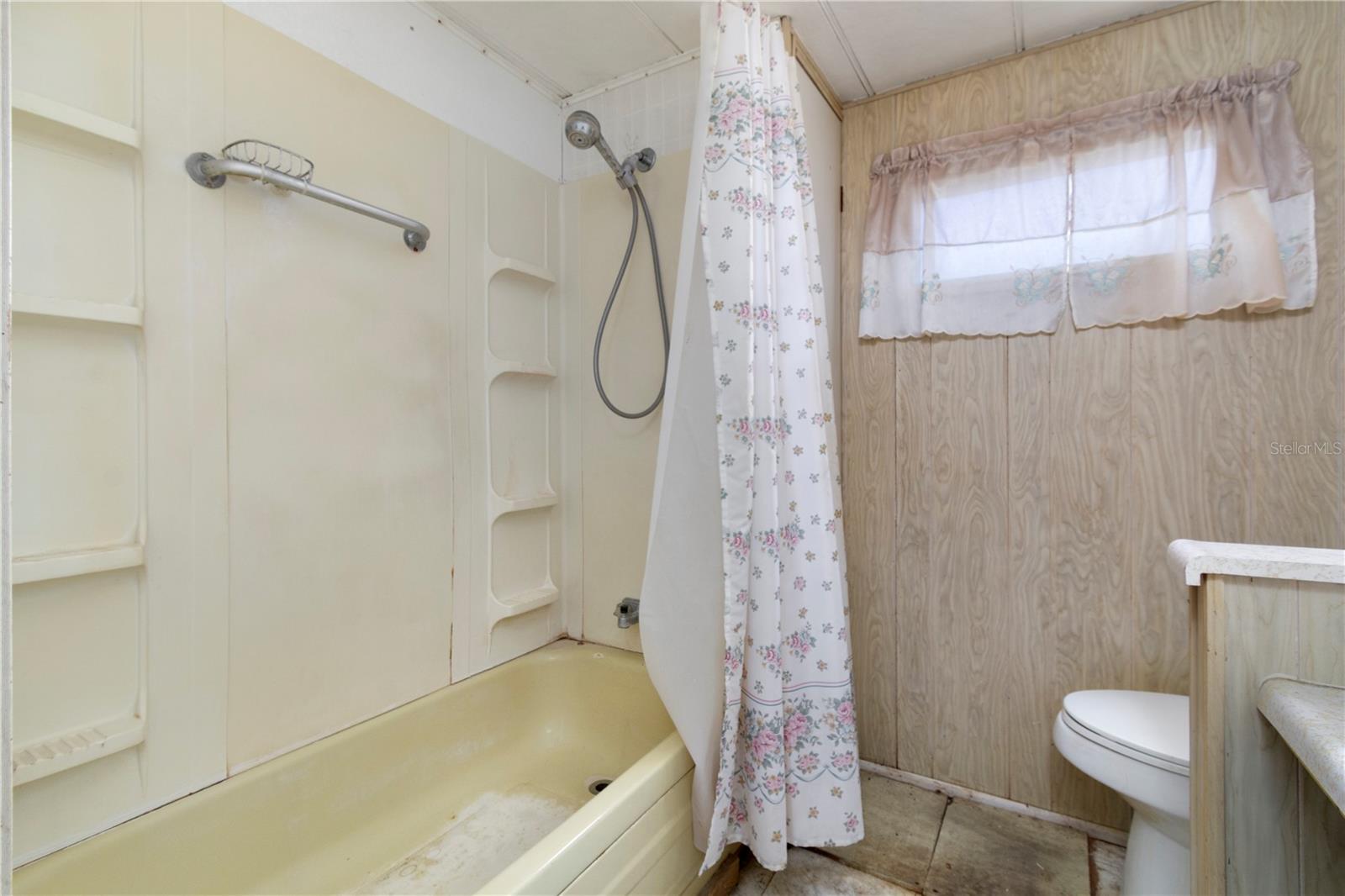 Image 13 of 30 For 680 52nd Way S 54