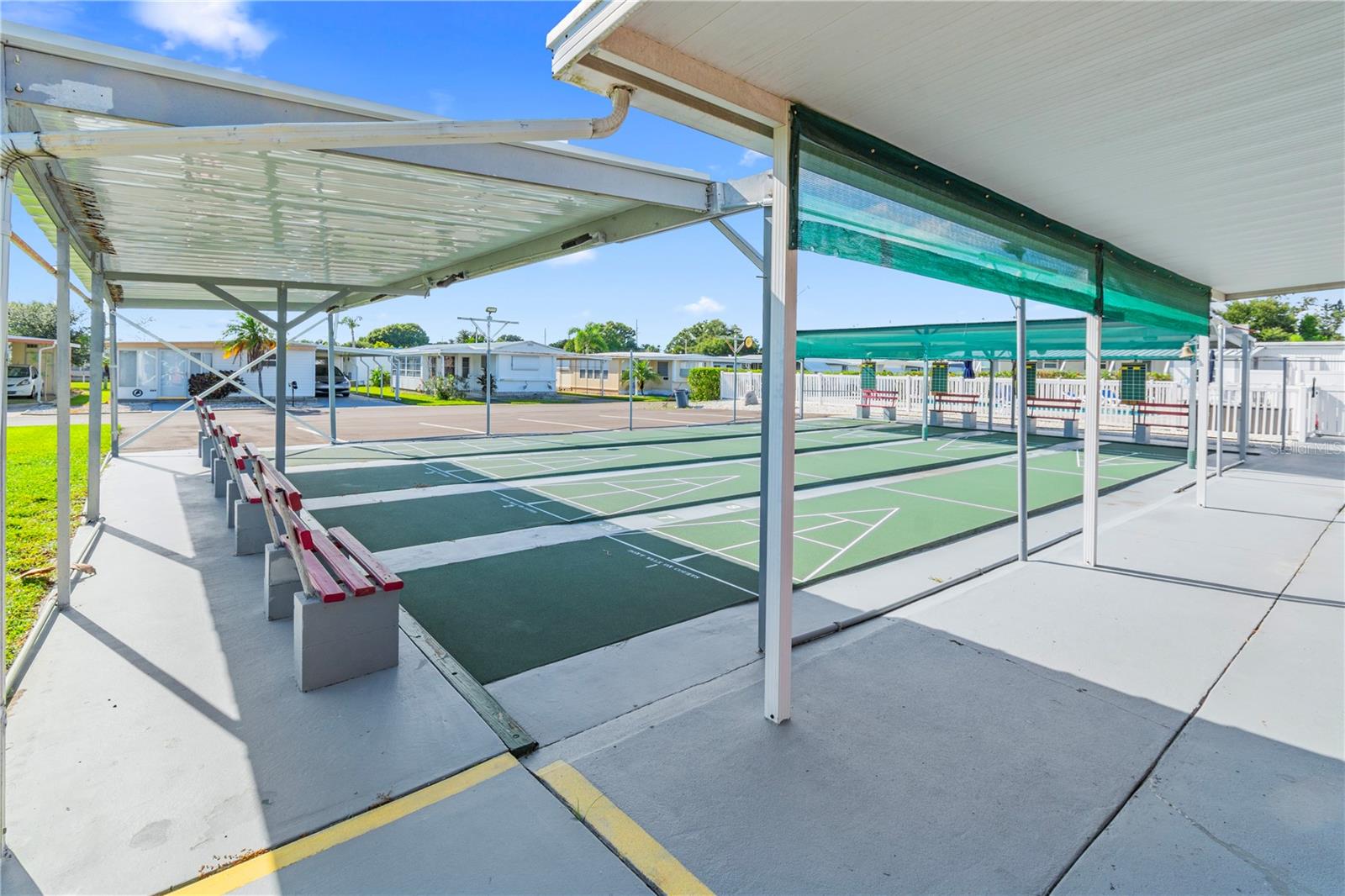Image 22 of 30 For 680 52nd Way S 54