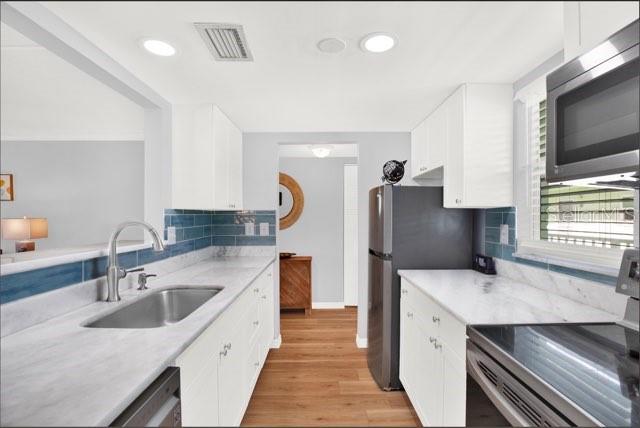 Image 3 of 54 For 464 Paula Drive 301