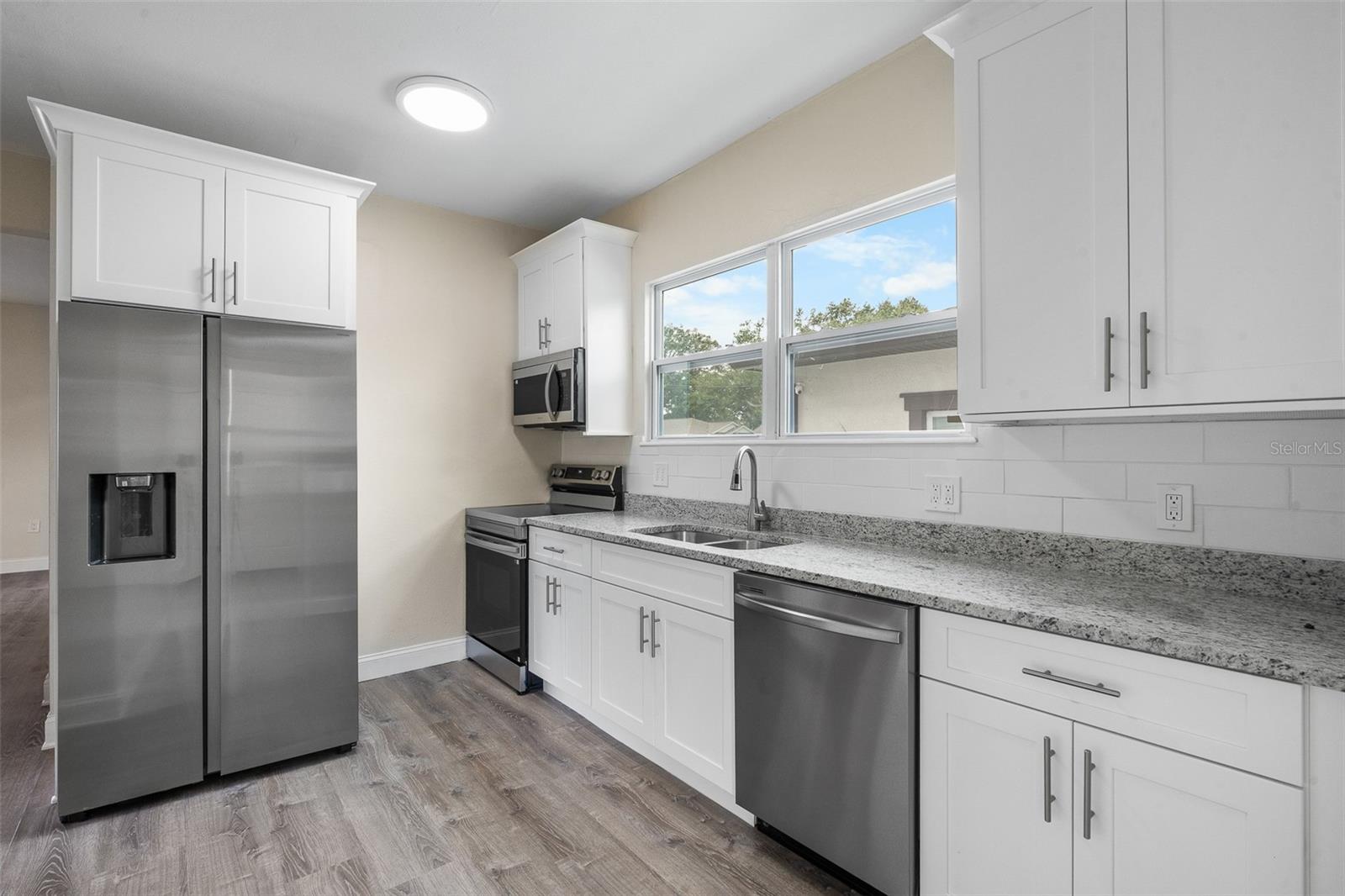 Image 15 of 46 For 1739 19th Avenue S