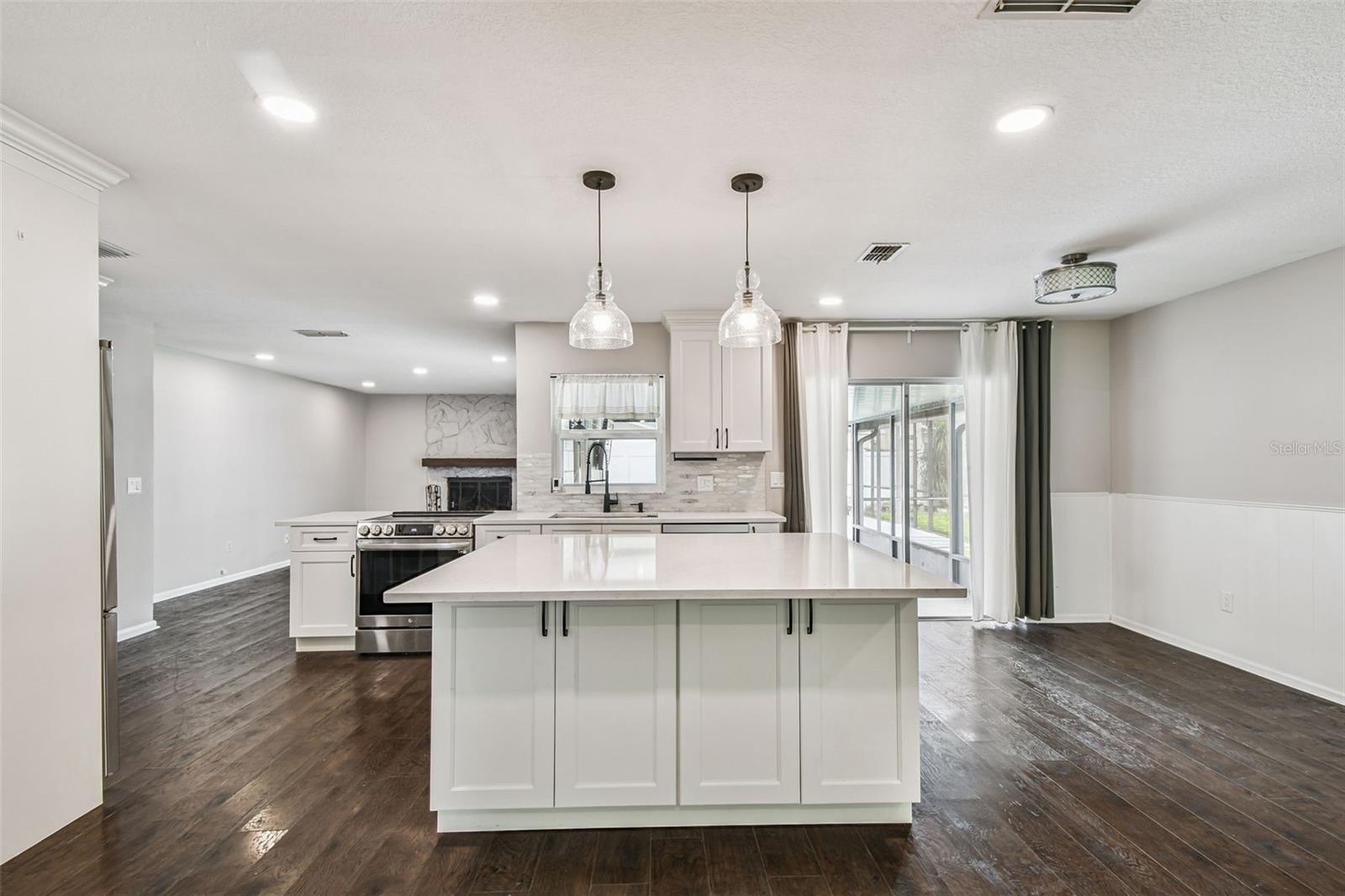 Image 13 of 74 For 17630 Meadowbridge Drive
