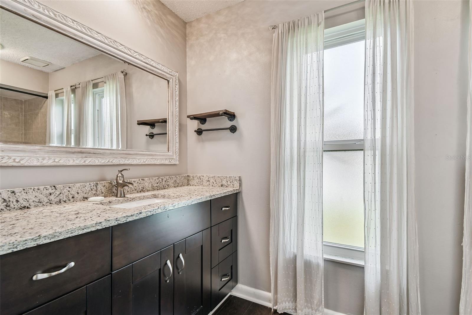 Image 28 of 74 For 17630 Meadowbridge Drive