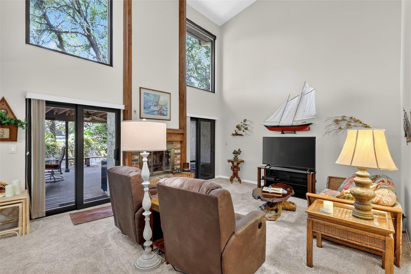 Image 10 of 67 For 13300 Indian Rocks Road 403