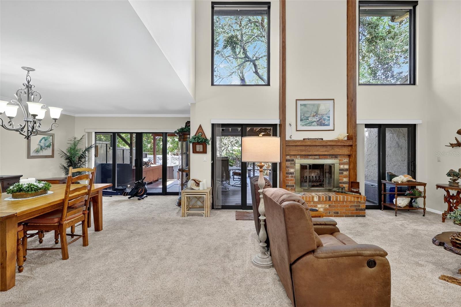 Image 13 of 67 For 13300 Indian Rocks Road 403