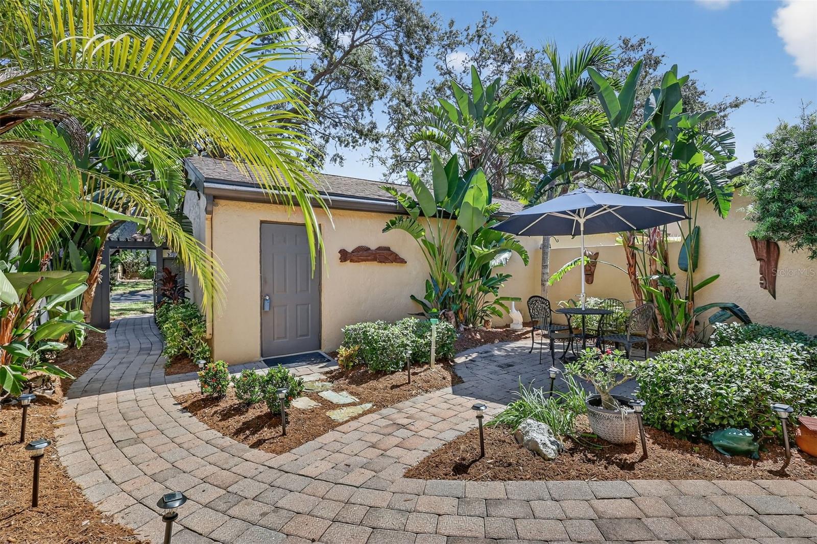 Image 3 of 67 For 13300 Indian Rocks Road 403