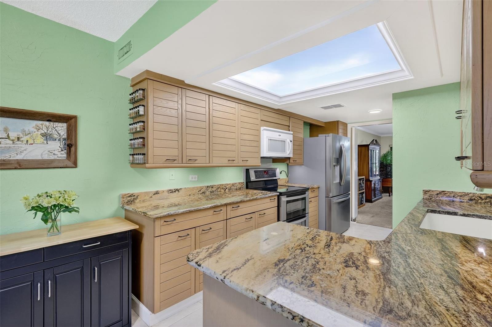 Image 4 of 67 For 13300 Indian Rocks Road 403