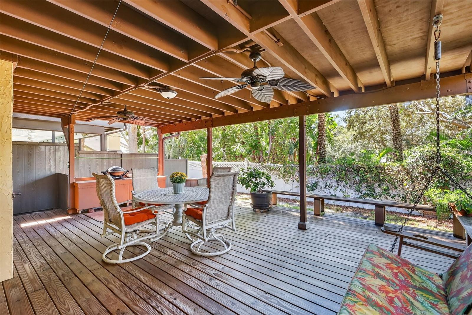 Image 46 of 67 For 13300 Indian Rocks Road 403