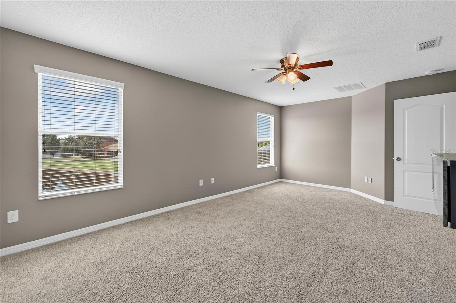 Image 76 of 100 For 609 Tanana Fall Drive