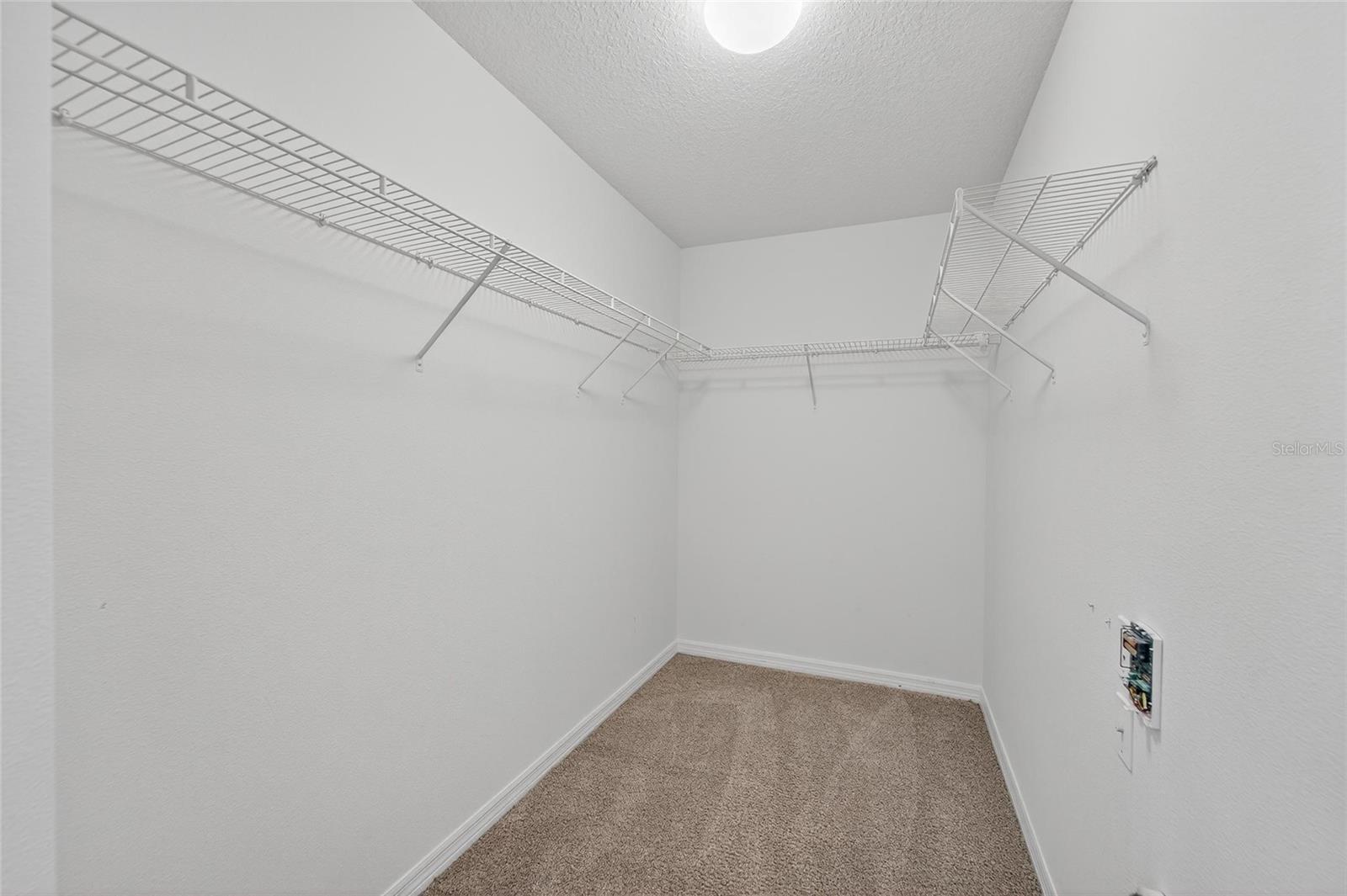 Image 85 of 100 For 609 Tanana Fall Drive