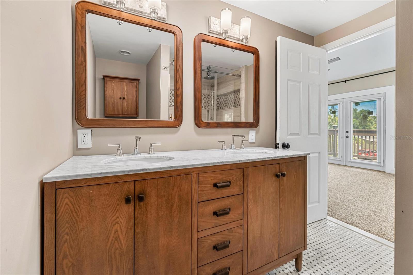 Image 20 of 31 For 2842 16th Avenue N
