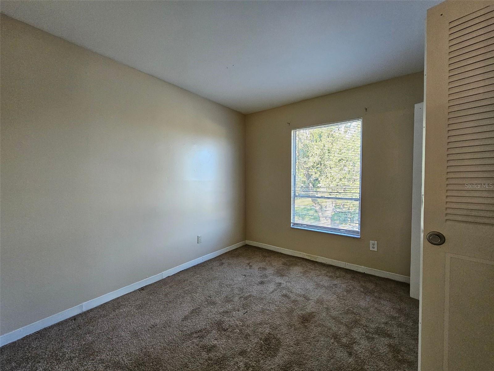 Image 17 of 22 For 7602 Powhatan Avenue 2