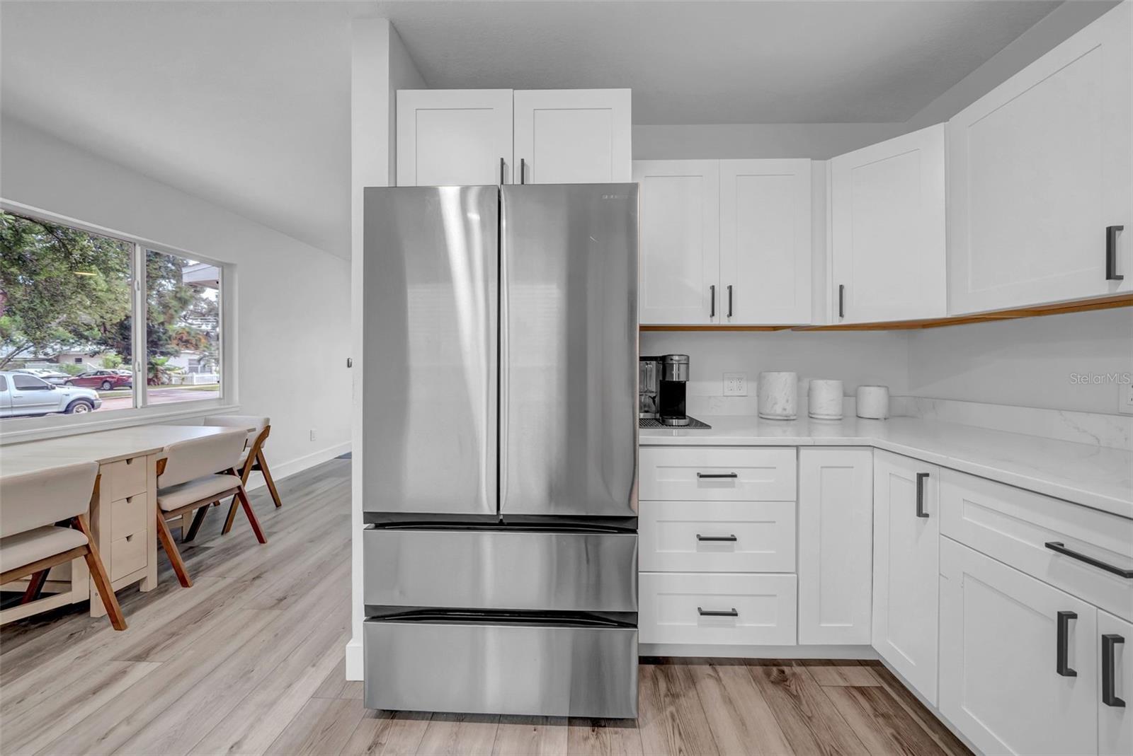 Image 10 of 31 For 5548 Dartmouth Avenue N