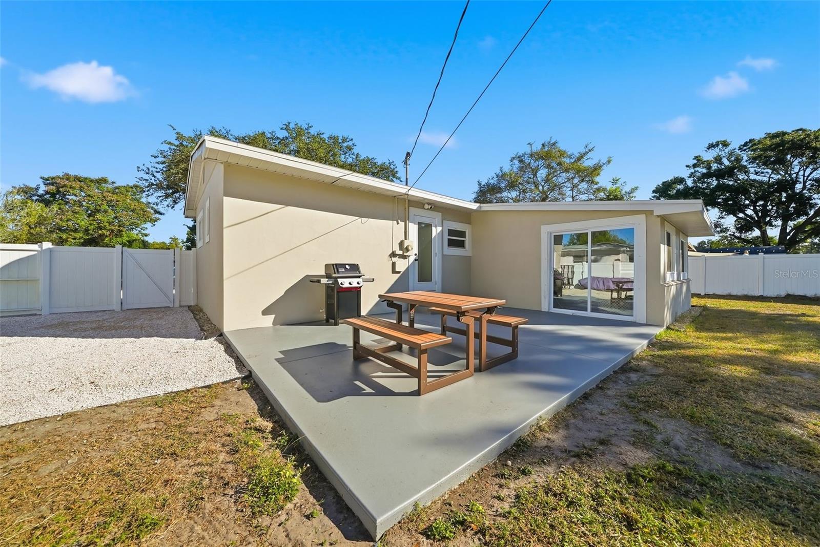 Image 26 of 31 For 5548 Dartmouth Avenue N