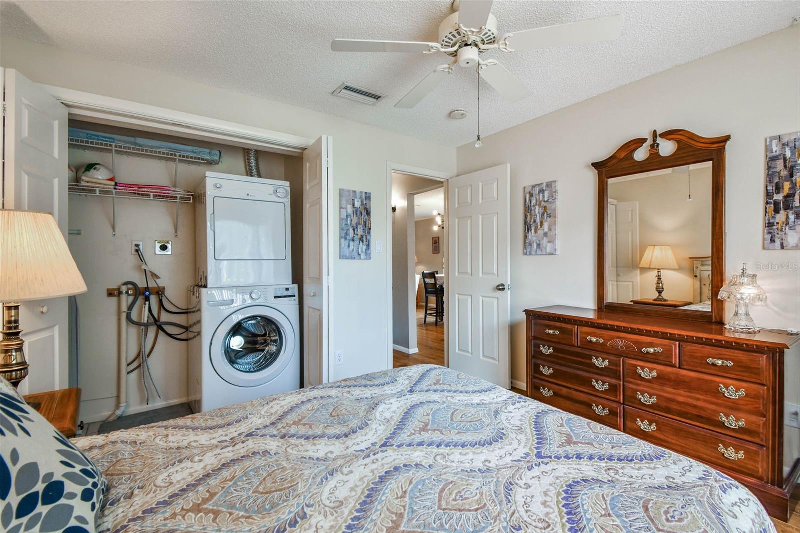 Image 21 of 70 For 3841 Trophy Boulevard 3841