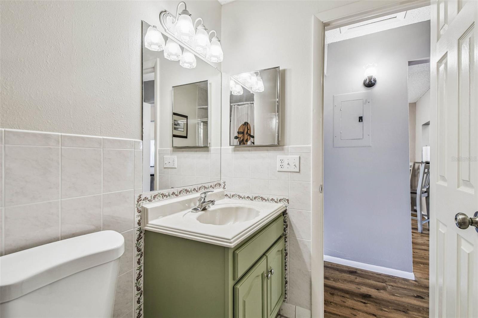 Image 26 of 70 For 3841 Trophy Boulevard 3841
