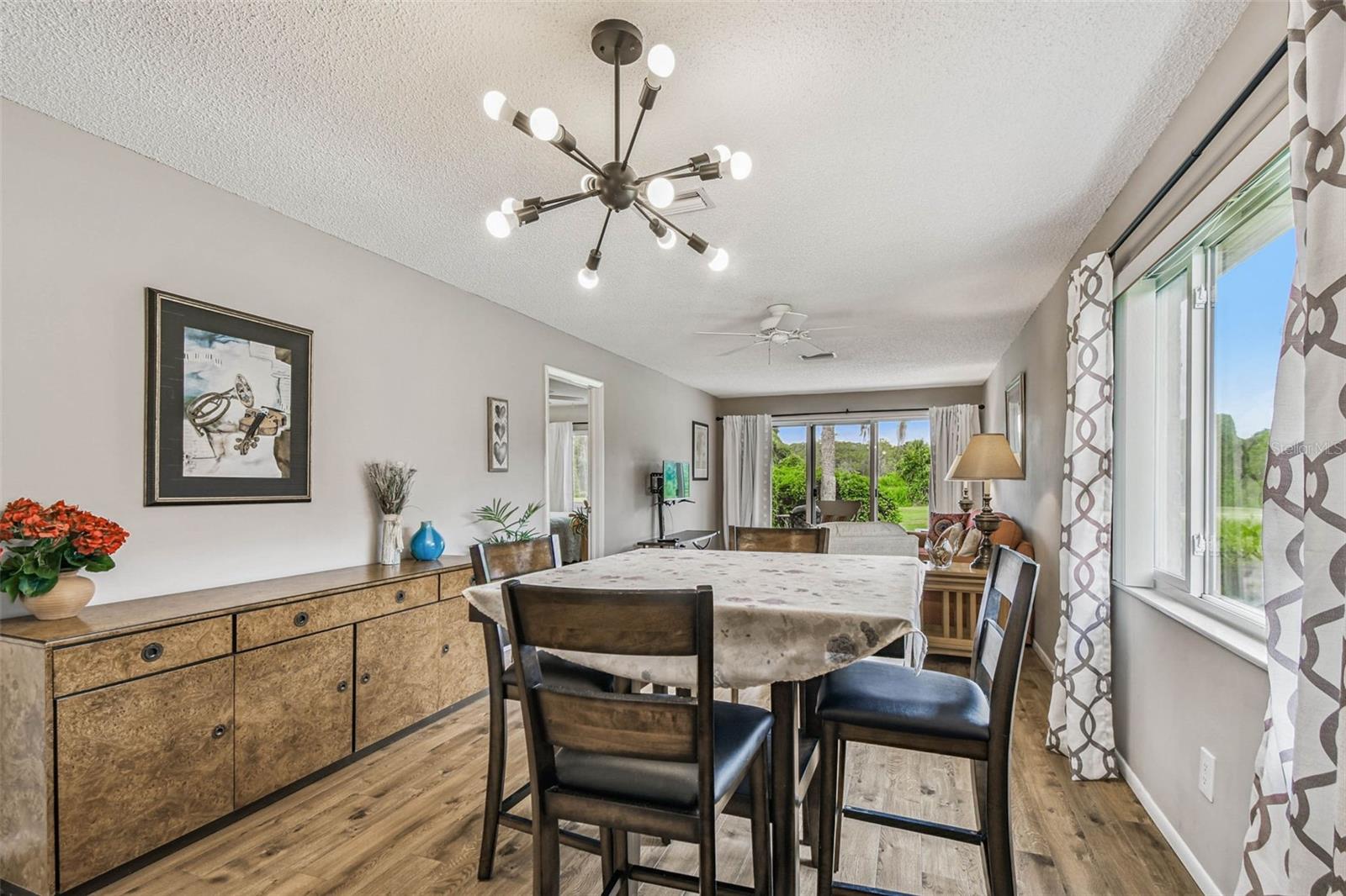 Image 29 of 70 For 3841 Trophy Boulevard 3841