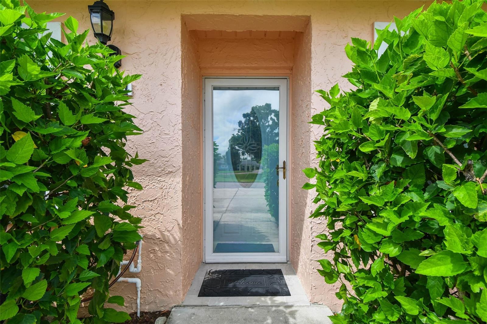 Image 7 of 70 For 3841 Trophy Boulevard 3841