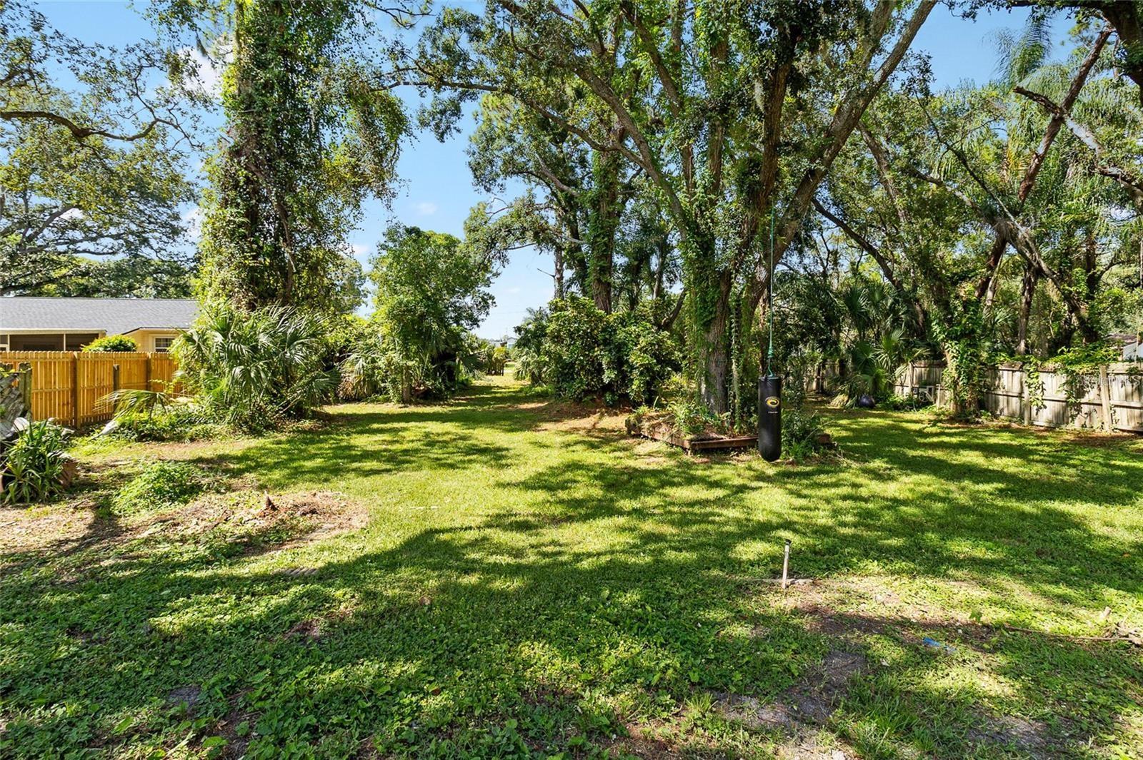 Image 4 of 15 For 8302 Pat Boulevard