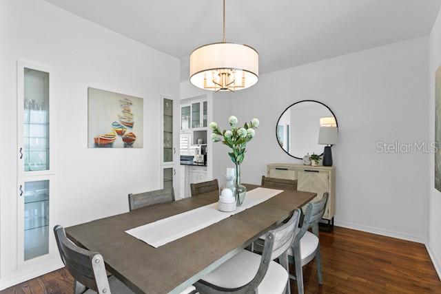 Image 7 of 48 For 2904 Shoreview Place