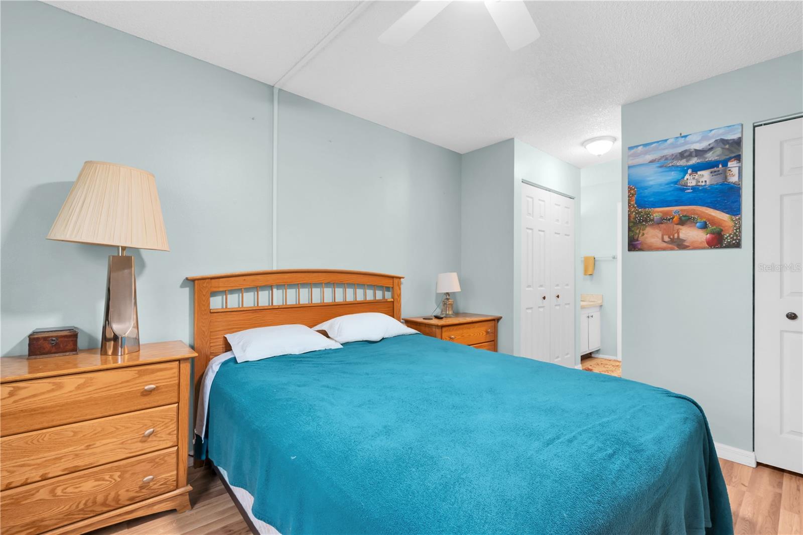 Image 16 of 33 For 11485 Oakhurst Road 207