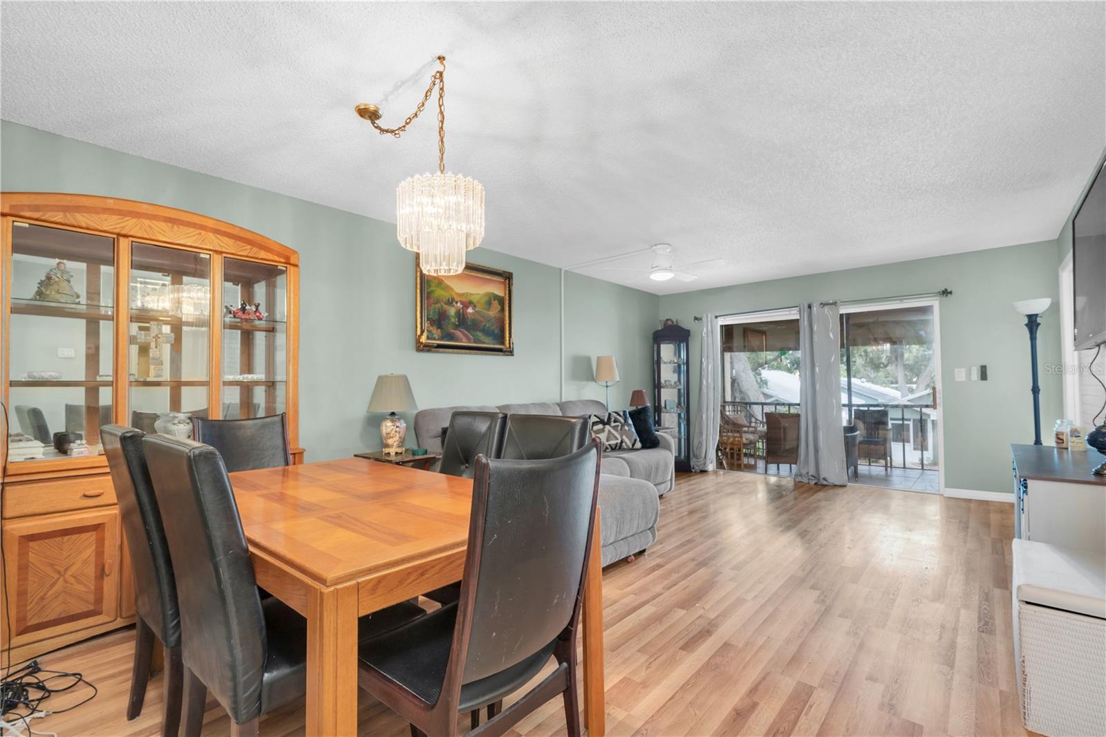 Image 4 of 33 For 11485 Oakhurst Road 207