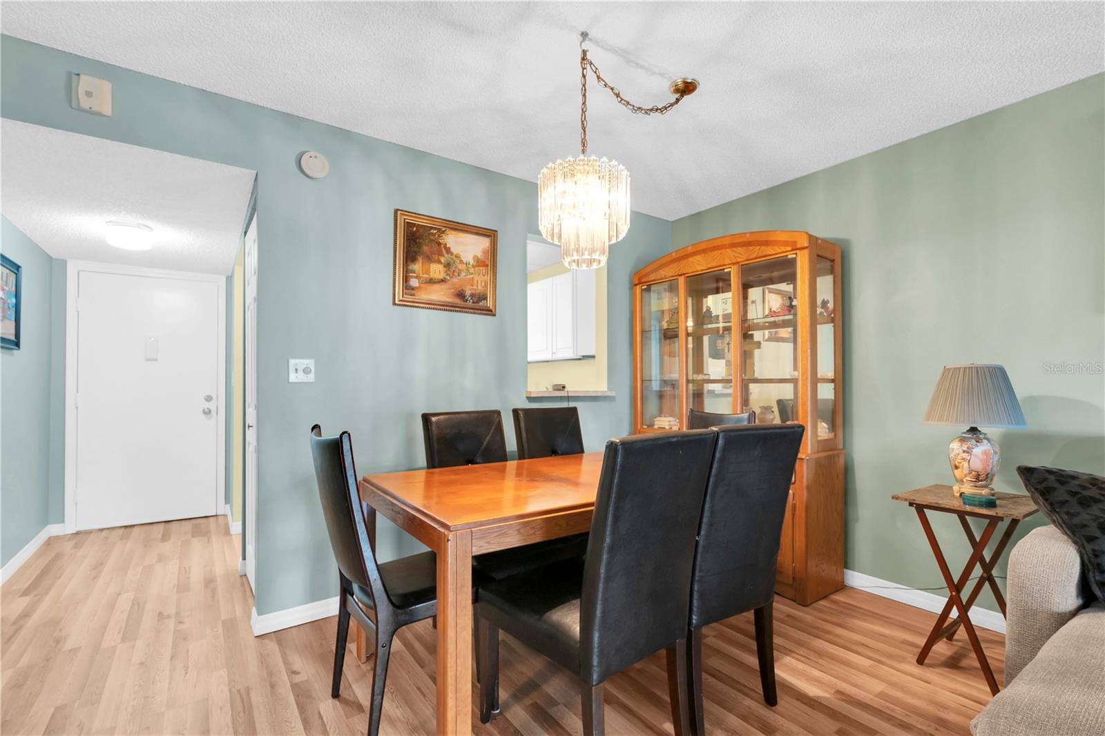 Image 8 of 33 For 11485 Oakhurst Road 207