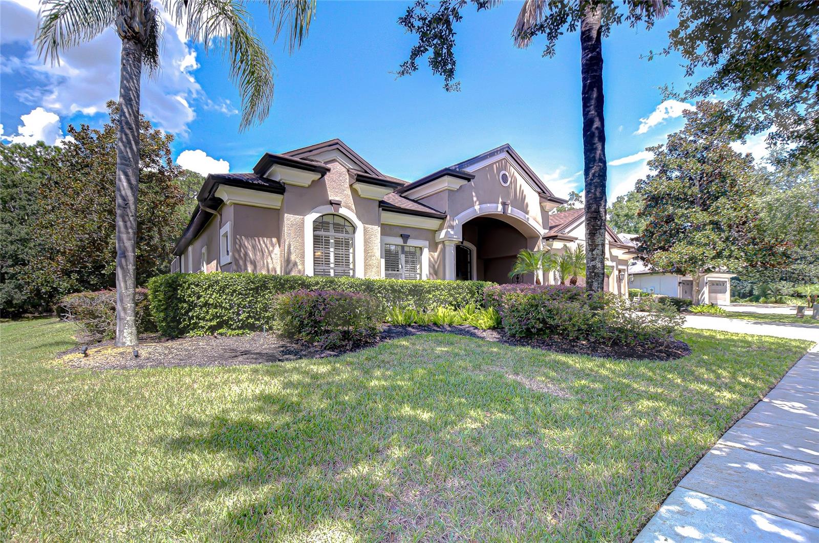 Image 2 of 43 For 21327 Lake Vienna Drive