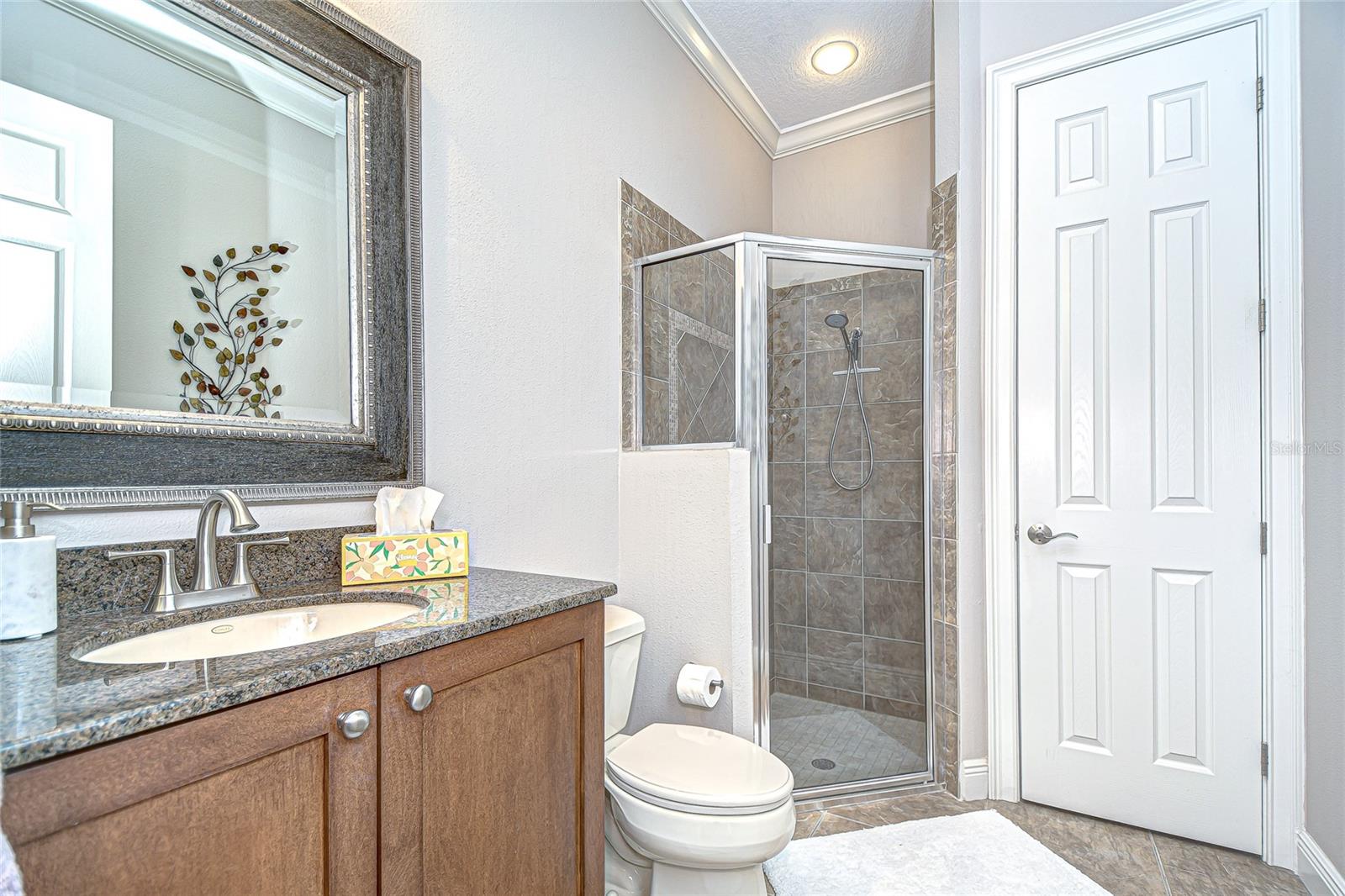 Image 29 of 43 For 21327 Lake Vienna Drive