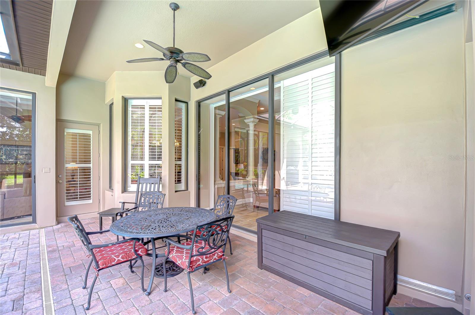 Image 36 of 43 For 21327 Lake Vienna Drive