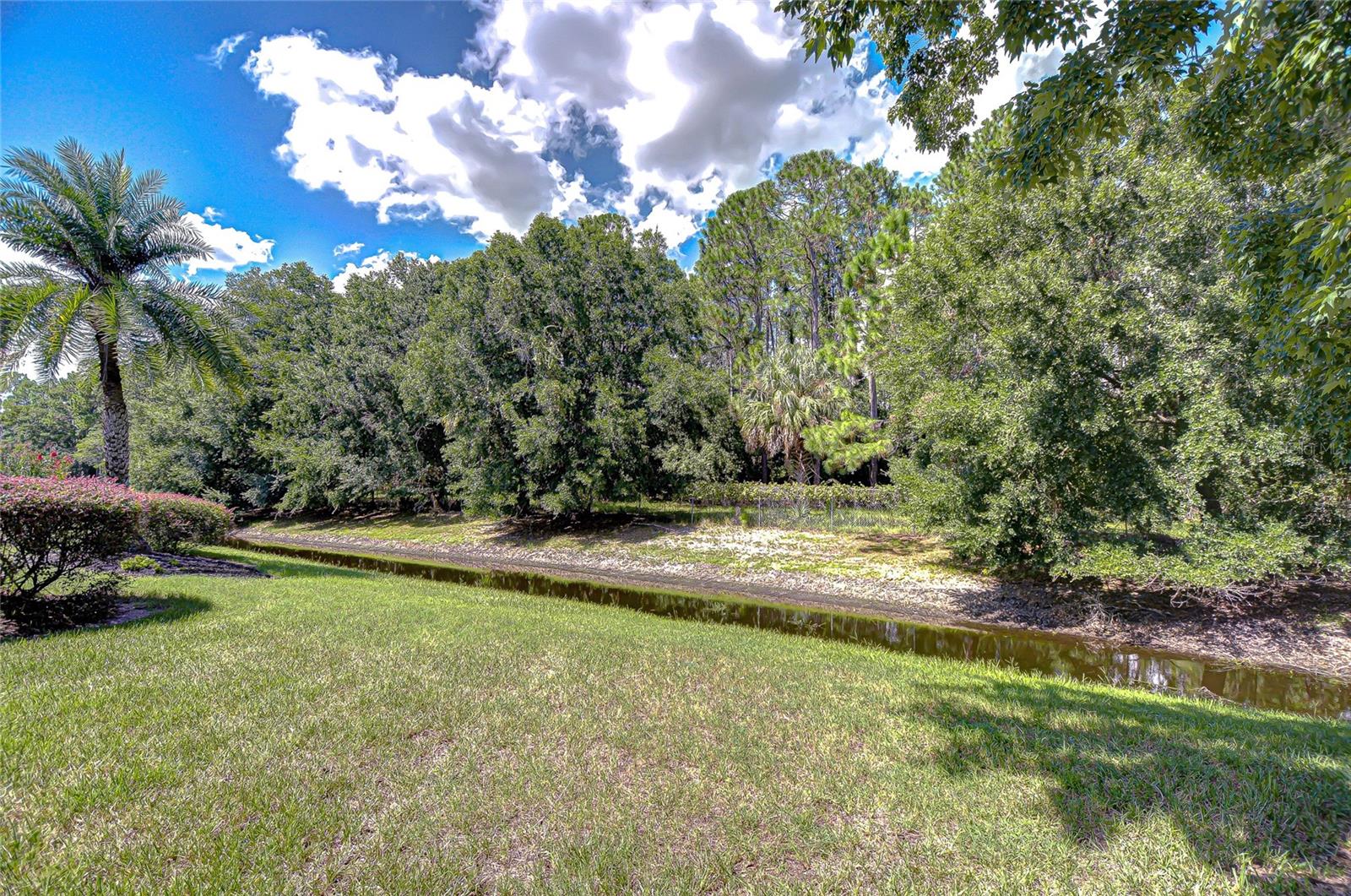 Image 42 of 43 For 21327 Lake Vienna Drive