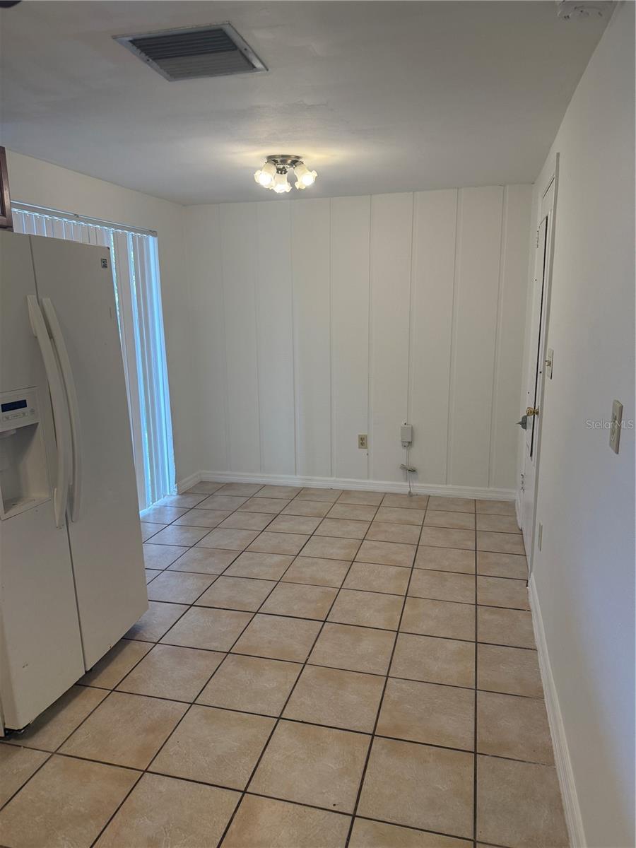 Image 11 of 18 For 3525 Springfield Drive